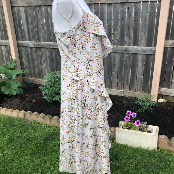 Banana Republic Midi Dress - Picture 3 of 5